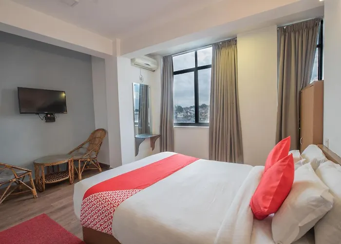 Hotel Oyo 123 Plaza 3*